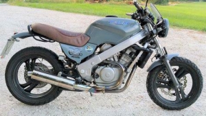 Honda NTV 650 Revere Slip-on 1 Vampire