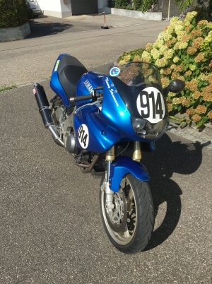 Yamaha SZR 660 Slip-on 1 Vampire